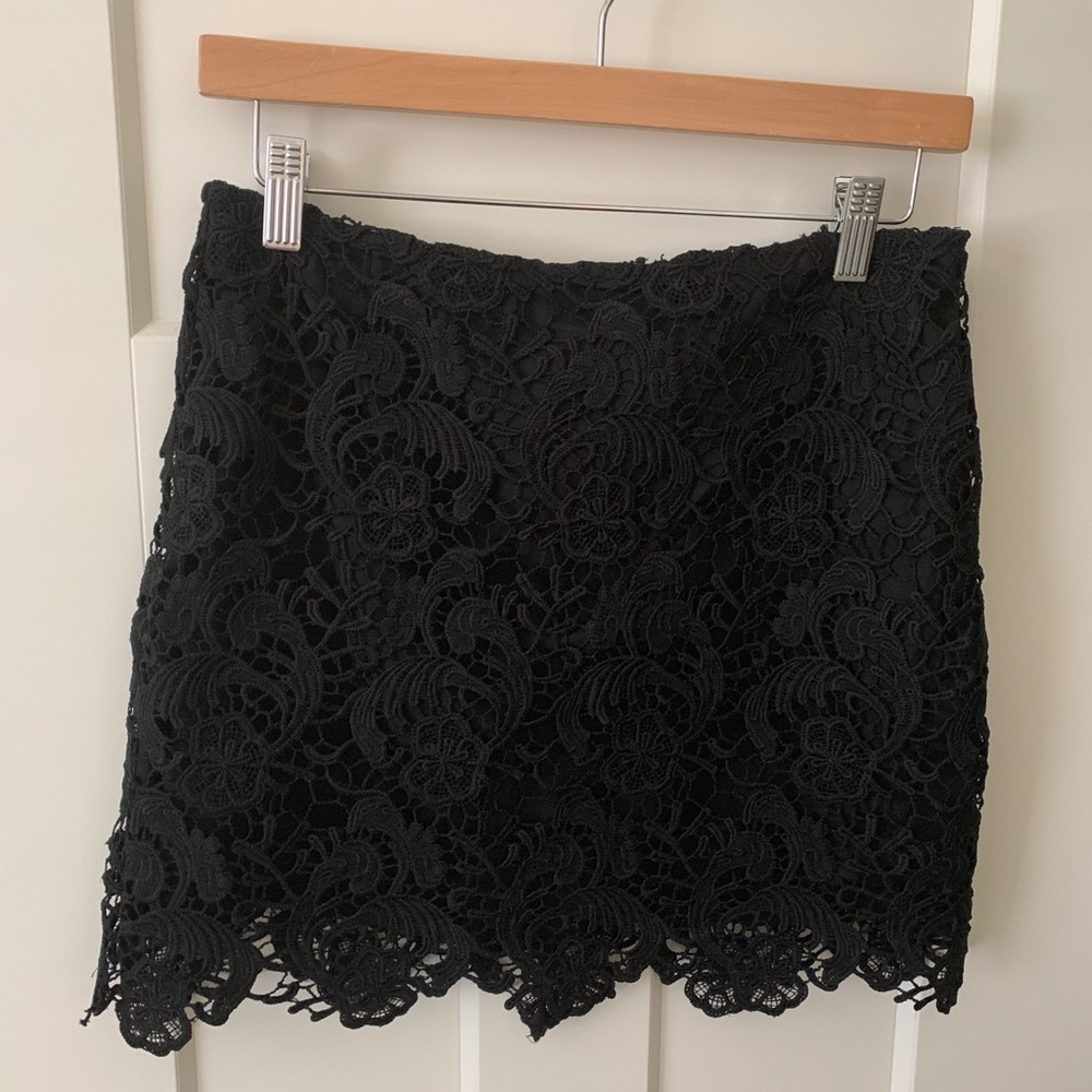 Lace H&M skirt